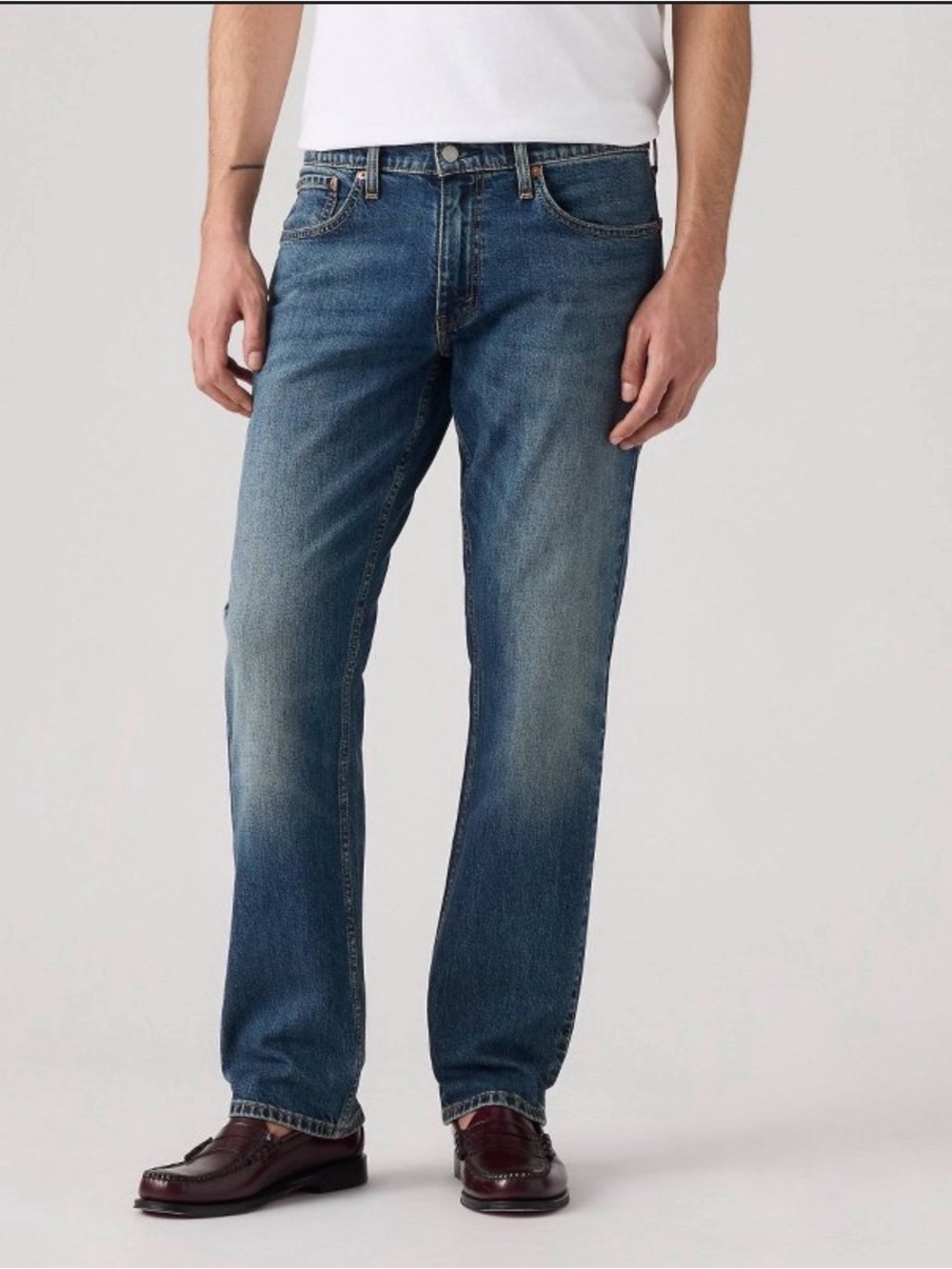 Levi's® Men's 559™ Relaxed Fit Straight
Leg Jeans